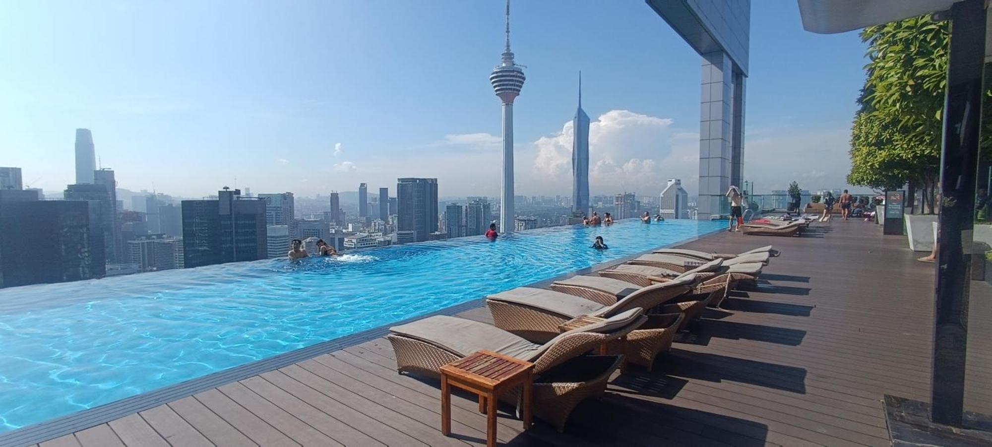 Skyward Suites At Platinum Klcc Kuala Lumpur Exterior foto